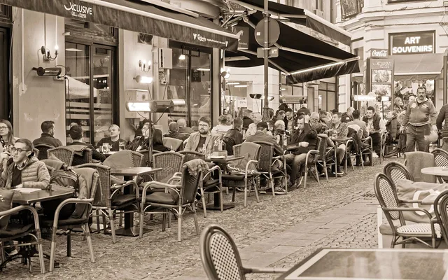 terraces, restaurants, the street, find, the center of the, old, people, reviews, tourists, relaxation, buildings, cheerfulness, amusement, food, drink, the tables, chairs, sepia, find, find, find, find, find, old, people, people, people, amusement, food. Food creators: what a launch review can assess