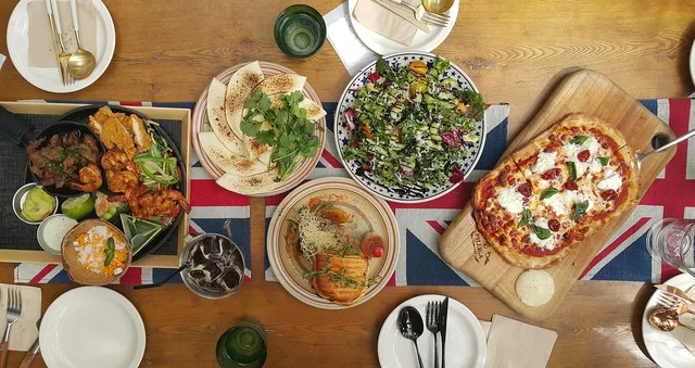 food, sandwich, dining, lunch, in the evening, cooking, food photography, delicious food, restaurant, sandwich, lunch, lunch, lunch, lunch, lunch, restaurant. Food creator partnerships pricing models explained for restaurants