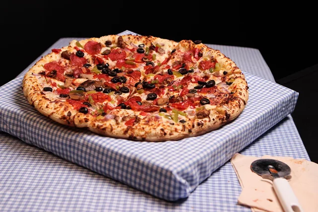 pizza, spaghetti, restaurant, kitchen, cheese, food, pizza, pizza, pizza, pizza, pizza. When to measure food creator partnerships return on investment