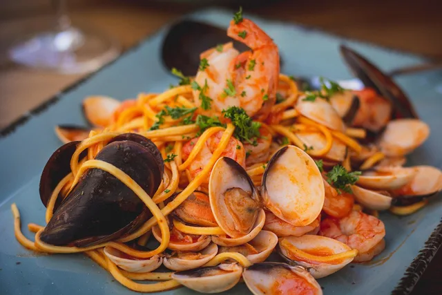 mossel dish, food on table, restaurant, italian restaurant, trattoria, italian dish, restaurant, restaurant, restaurant, italian restaurant, italian restaurant, italian restaurant, italian restaurant, italian restaurant, trattoria, trattoria. Food influencers: a restaurant selection checklist